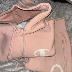 Women’s pink Champion sweatsuit hoody with the matching pants